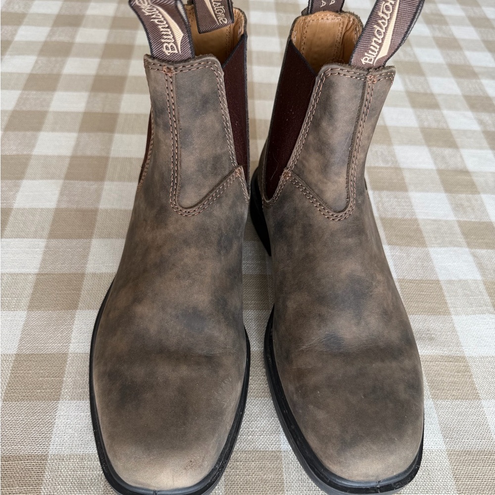 Blundstone Women’s Brown Leather Chukka Boots with Dark Brown Elastic Panels 8.5 - Picture 2 of 4